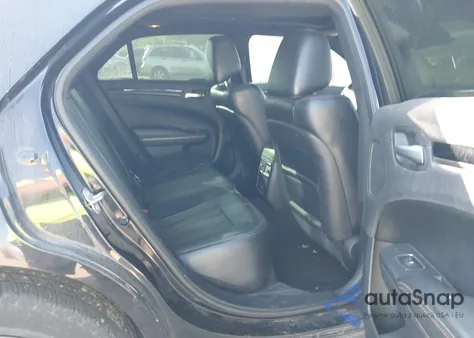 2016 Chrysler 300 300S Alloy Edition z USA, uszkodzony, nr VIN 2C3CCAGG3GH296381